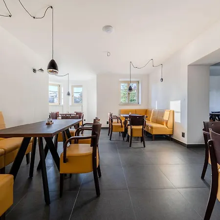 Szálloda Oldcock Castle *